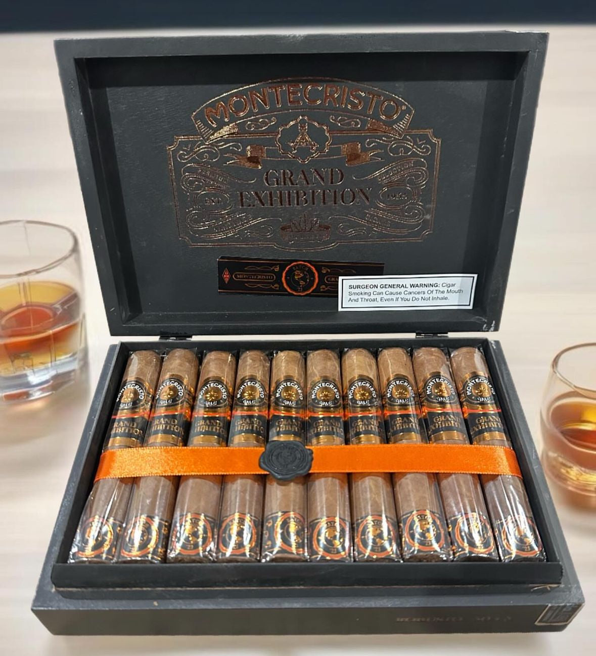 Montecristo - Grand Exhibition - 5 Pack Bundle